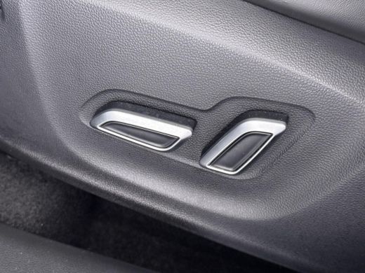 MG Marvel R Luxury 70 kWh VAN &euro; 25.900,- VOOR &euro; 21.877,- UW LENTEVOORDEEL &euro; 4.023,-! | SOH 94% | 7 jaar FABRI... ActivLease financial lease