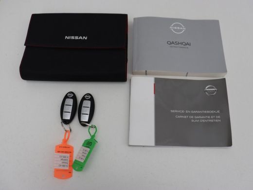 Nissan QASHQAI 1.3 MHEV Acenta | Panoramadak | Adaptive cruise | Carplay | Camera | Keyless | Dodehoek detectie ... ActivLease financial lease