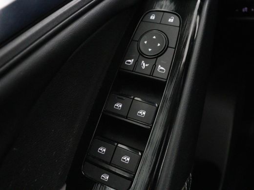 Nissan QASHQAI 1.3 MHEV Acenta | Panoramadak | Adaptive cruise | Carplay | Camera | Keyless | Dodehoek detectie ... ActivLease financial lease