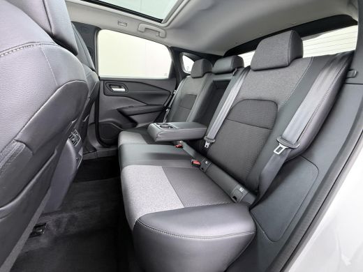 Nissan QASHQAI 1.3 MHEV Xtronic N-Connecta | FABRIEKSGARANTIE| PANO| VOORRUITVERWARMING| STOEL + STUUR VERWARMIN... ActivLease financial lease