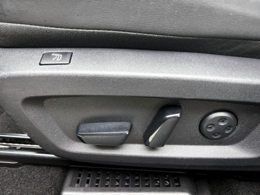 Nissan QASHQAI 1.3 MHEV Xtronic Tekna Plus PANORAMADAK | LEER | MEM. STOEL | MASSAGE | BOSE ActivLease financial lease