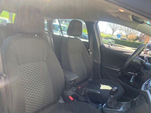 Opel Astra Sports Tourer 1.2 Edition Airco | AppleCarplay/ Android Auto | Cruise Control | DAB | LED | LMV 1... ActivLease financial lease