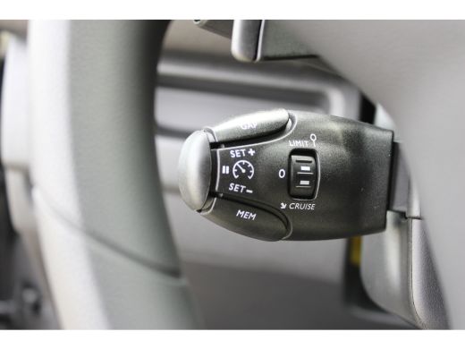 Opel Vivaro Edition 2.0 CDTi L2H1 177 PK Automaat-8 Airco | Camera | Adaptive Cruise | LM Velgen | Apple Carp... ActivLease financial lease