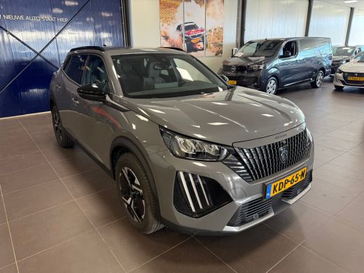 Peugeot 2008 1.2 Hybrid 136 Allure | Stoelverwarming | Camera V+A | Ad. Cruise control | PDC V+A | DAB | Apple... ActivLease financial lease