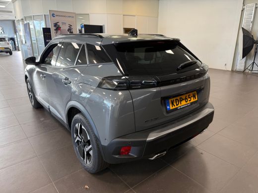 Peugeot 2008 1.2 Hybrid 136 Allure | Stoelverwarming | Camera V+A | Ad. Cruise control | PDC V+A | DAB | Apple... ActivLease financial lease