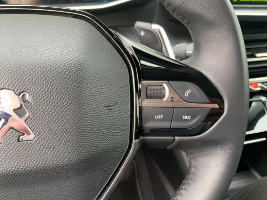 Peugeot 2008 1.2 PureTech Allure Pack Airco | AppleCarplay/ Android Auto | Camera | Cruise Control | DAB | LED... ActivLease financial lease