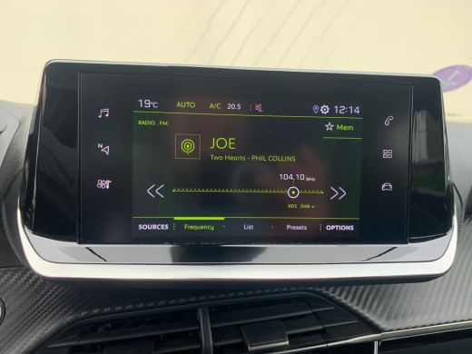 Peugeot 2008 1.2 PureTech Allure Pack Airco | AppleCarplay/ Android Auto | Camera | Cruise Control | DAB | LED... ActivLease financial lease