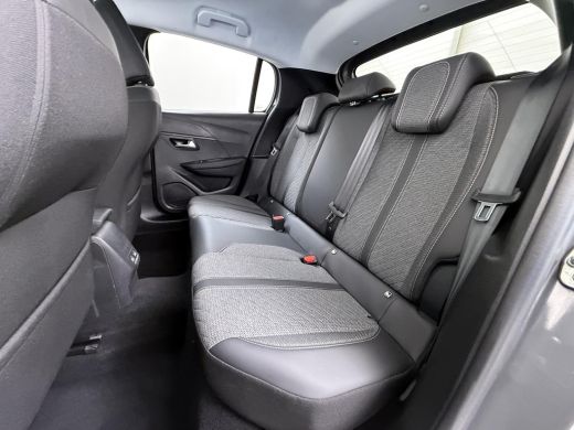 Peugeot 208 1.2 Hybrid 110 e-DCS6 Allure RIJKLAARPRIJS | FABRIEKSGARANTIE t/m 03-2027 |  KEYLESS ENTRY | APPL... ActivLease financial lease