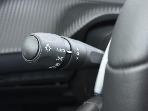 Peugeot 208 1.2 Hybrid 110 e-DCS6 Allure RIJKLAARPRIJS | FABRIEKSGARANTIE t/m 03-2027 |  KEYLESS ENTRY | APPL... ActivLease financial lease