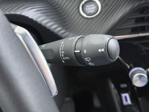Peugeot 208 Hybrid e-DCS6 Allure RIJKLAARPRIJS | FABRIEKSGARANTIE t/m 03-2027 | TOPSTAAT! | KEYLESS ENTRY | A... ActivLease financial lease