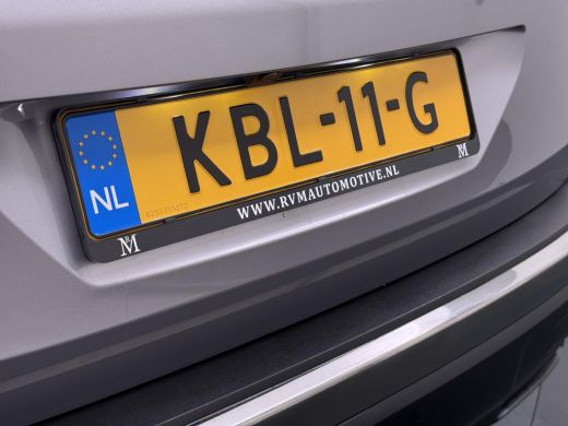 Peugeot 3008 1.6 HYbrid 225 Active Pack Business VAN &euro;26.900,- NU VOOR SLECHTS &euro;23.877,- Uw LENTEVOORDEEL &euro;3.0... ActivLease financial lease