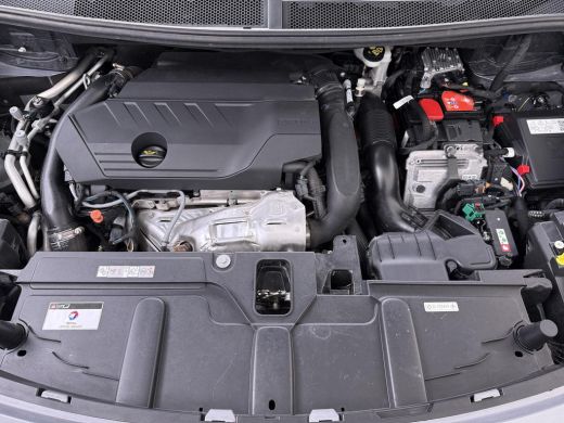 Peugeot 3008 1.6 HYbrid 225 Active Pack Business VAN &euro;26.900,- NU VOOR SLECHTS &euro;23.877,- Uw LENTEVOORDEEL &euro;3.0... ActivLease financial lease