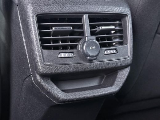 Peugeot 3008 1.6 HYbrid 225 Active Pack Business VAN &euro;26.900,- NU VOOR SLECHTS &euro;23.877,- Uw LENTEVOORDEEL &euro;3.0... ActivLease financial lease