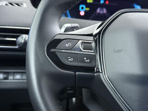 Peugeot 3008 1.6 HYbrid 225 Active Pack Business VAN &euro;26.900,- NU VOOR SLECHTS &euro;23.877,- Uw LENTEVOORDEEL &euro;3.0... ActivLease financial lease