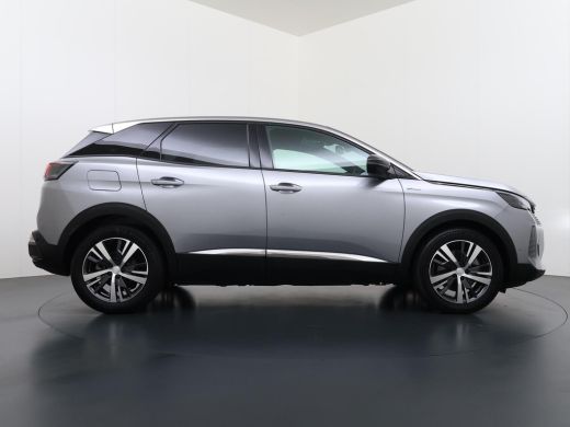 Peugeot 3008 1.6 HYbrid 225 Active Pack Business VAN &euro;26.900,- NU VOOR SLECHTS &euro;23.877,- Uw LENTEVOORDEEL &euro;3.0... ActivLease financial lease