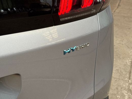 Peugeot 3008 1.6 HYbrid 225 GT 225Pk Automaat (PANORAMADAK, APPLE CARPLAY, GROOT NAVI, LEDER/ALCANTARA, STOELV... ActivLease financial lease