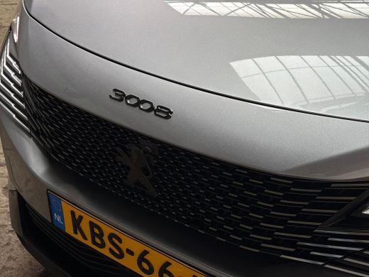 Peugeot 3008 1.6 HYbrid 225 GT 225Pk Automaat (PANORAMADAK, APPLE CARPLAY, GROOT NAVI, LEDER/ALCANTARA, STOELV... ActivLease financial lease
