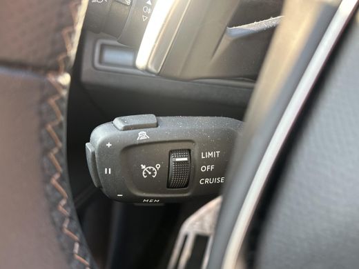 Peugeot 3008 1.6 HYbrid 225 GT | PHEV | BLACK OPTIC| ELEK. STOEL + MEMORY| MASSAGESTOELEN| FOCAL AUDIO| STOELV... ActivLease financial lease