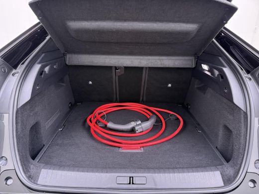 Peugeot e-3008 GT Avantage 210 73 kWh | SOH 95% WARMTEPOMP | DODE HOEKCENSOR | DEALER ONDERHOUDEN | BTW VERREKEN... ActivLease financial lease