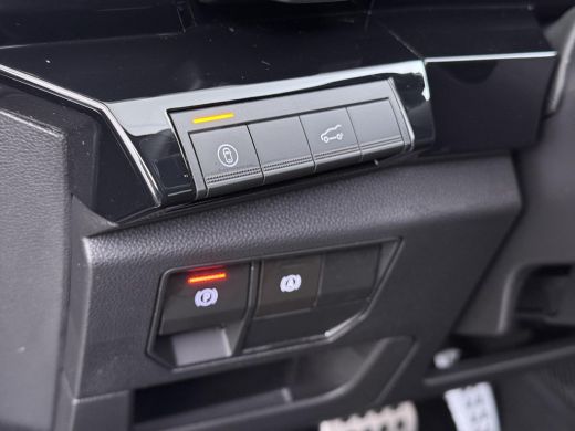 Renault Espace E-Tech full hybrid 200 esprit Alpine 7pl VAN &euro;43.900,- NU VOOR SLECHTS &euro;39.877,- Uw LENTEVOORDEEL... ActivLease financial lease