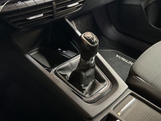 Skoda Octavia Combi 1.5 TSI First Edition 150Pk (VIRTUAL COCKPIT, BLACK PACK, APPLE CARPLAY, GROOT NAVI, CAMERA... ActivLease financial lease