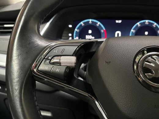 Skoda Octavia Combi 1.5 TSI First Edition 150Pk (VIRTUAL COCKPIT, BLACK PACK, APPLE CARPLAY, GROOT NAVI, CAMERA... ActivLease financial lease