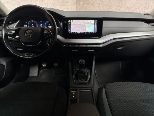 Skoda Octavia Combi 1.5 TSI First Edition 150Pk (VIRTUAL COCKPIT, BLACK PACK, APPLE CARPLAY, GROOT NAVI, CAMERA... ActivLease financial lease