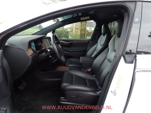 Tesla Model X Long Range SOH 88% / FSD / TREKHAAK / CCS ActivLease financial lease