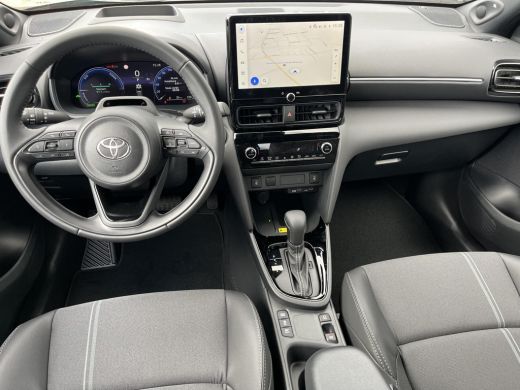 Toyota Yaris Cross 1.5 Hybrid 130 Executive | Premium Pack | Forest green met zwart dak | Nieuw uit voorraad leverba... ActivLease financial lease