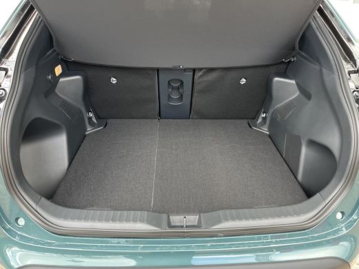 Toyota Yaris Cross 1.5 Hybrid 130 Executive | Premium Pack | Forest green met zwart dak | Nieuw uit voorraad leverba... ActivLease financial lease