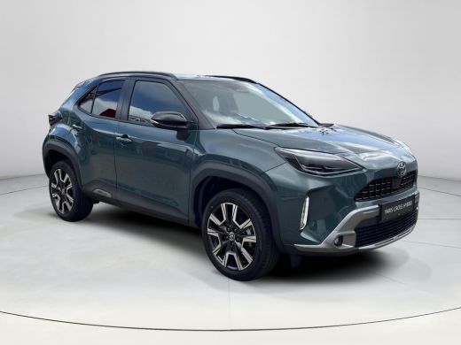 Toyota Yaris Cross 1.5 Hybrid 130 Executive | Premium Pack | Forest green met zwart dak | Nieuw uit voorraad leverba... ActivLease financial lease