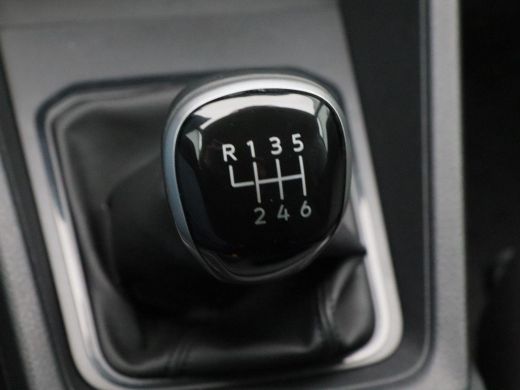 Volkswagen Caddy 2.0 TDi 102 Pk Comfort | Stoelverwarming | Climatronic | Parkeersensoren | Cruise Control | CarPl... ActivLease financial lease