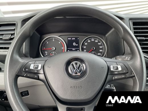 Volkswagen Crafter 35 2.0TDI 177PK L3H3 Highline Automaat Trekhaak Carplay Camera Vooruitverwarming ActivLease financial lease