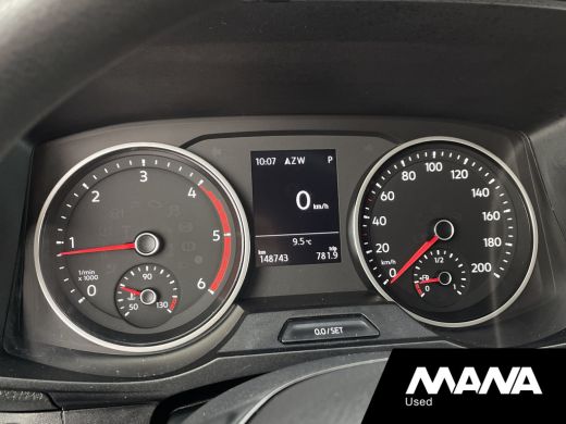 Volkswagen Crafter 35 2.0TDI 177PK L3H3 Highline Automaat Trekhaak Carplay Camera Vooruitverwarming ActivLease financial lease