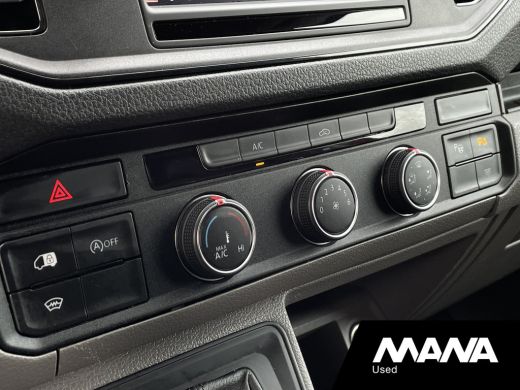 Volkswagen Crafter 35 2.0TDI 177PK L3H3 Highline Automaat Trekhaak Carplay Camera Vooruitverwarming ActivLease financial lease