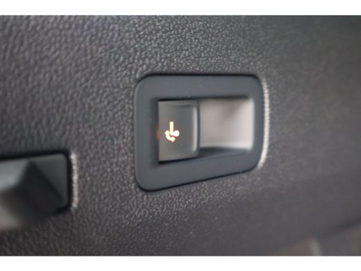 Volkswagen T-Roc R-Line First Edition | 'App-Connect' draadloze smartphone integratie | 30,5 cm display met 2D en ... ActivLease financial lease