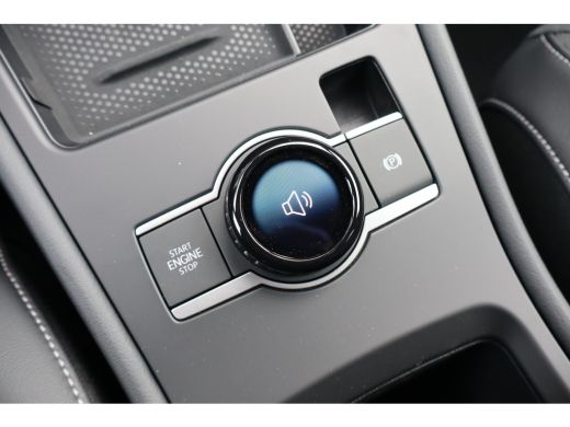 Volkswagen T-Roc R-Line First Edition | 'App-Connect' draadloze smartphone integratie | 30,5 cm display met 2D en ... ActivLease financial lease