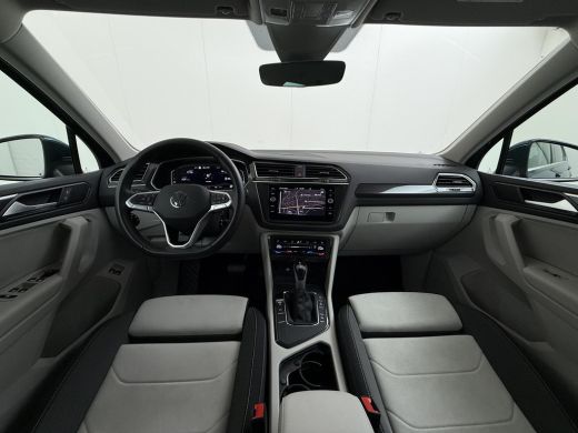 Volkswagen Tiguan 1.4 TSI eHybrid PHEV ELEK. ACHTERKLEP| STOEL MASSAGE| STOEL + STUURVERWARMING| PARKEERSENS. VOOR ... ActivLease financial lease