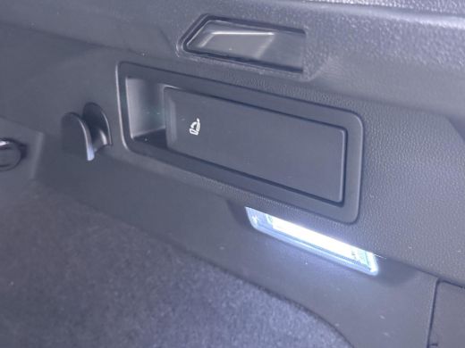 Volkswagen Tiguan 1.4 TSI eHybrid PHEV |SUPER COMPLEET| SCHUIF/ KANTELDAK| DODE HOEK| ELEK. ACHTERKLEP| DIG. DASH |... ActivLease financial lease