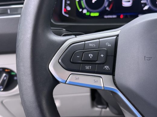 Volkswagen Tiguan 1.4 TSI eHybrid PHEV |SUPER COMPLEET| SCHUIF/ KANTELDAK| DODE HOEK| ELEK. ACHTERKLEP| DIG. DASH |... ActivLease financial lease