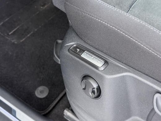 Volkswagen Tiguan 1.5 TSI ACT Comfortline Business | AUT. | PANO | ADAPTIVE CRUISE | STOELVERWARMING | ELEK. ACHTER... ActivLease financial lease