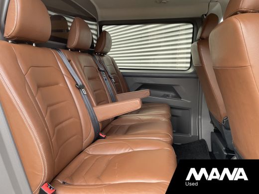 Volkswagen Transporter 2.0TDI L2H1 199PK DC BULLI Automaat Lederen bekleding Camera Cruise Airco Stoelverwarming LED ActivLease financial lease