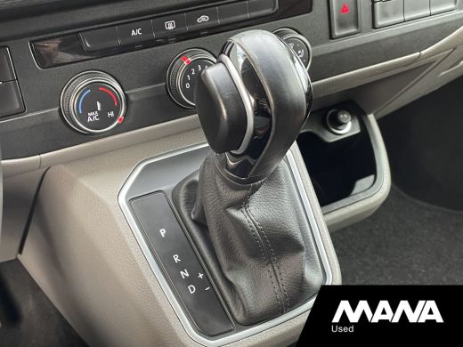 Volkswagen Transporter 2.0TDI L2H1 199PK DC BULLI Automaat Lederen bekleding Camera Cruise Airco Stoelverwarming LED ActivLease financial lease