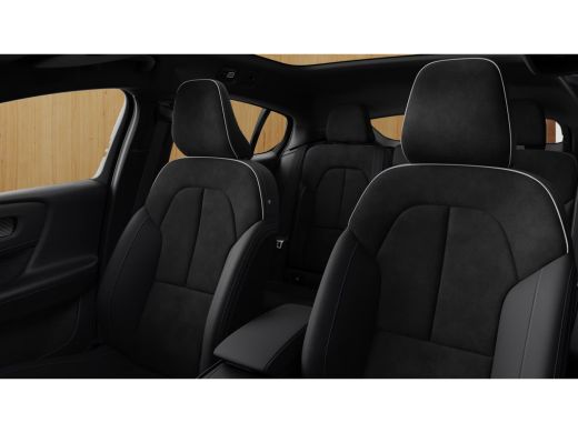 Volvo  EC40 Single Motor Extended Rage Ultra Black Ed. 82KWH | Glazen panoramadak | Elek. stoelen incl. geheu... ActivLease financial lease