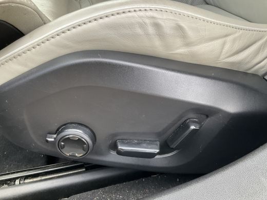 Volvo  V90 B4 Ultimate Dark Leer Memory Camera Carplay Stoel/Stuurverw NL-Auto Uitstraling! ActivLease financial lease