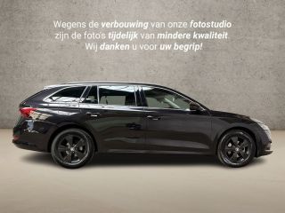 Skoda Octavia Combi 1.5 TSI First Edition 150Pk (VIRTUAL COCKPIT, BLACK PACK, APPLE CARPLAY, GROOT NAVI, CAMERA...