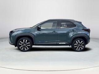 Toyota Yaris Cross 1.5 Hybrid 130 Executive | Premium Pack | Forest green met zwart dak | Nieuw uit voorraad leverba...