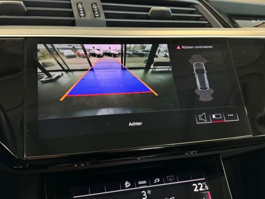Audi Q8 e-tron 55 408pk quattro Advanced Edition Plus 115 kWh Parkeersensoren voor en achter | Lederen bekleding... ActivLease financial lease