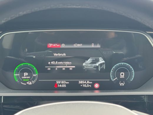 Audi Q8 e-tron 55 408pk quattro Advanced Edition Plus 115 kWh Parkeersensoren voor en achter | Lederen bekleding... ActivLease financial lease