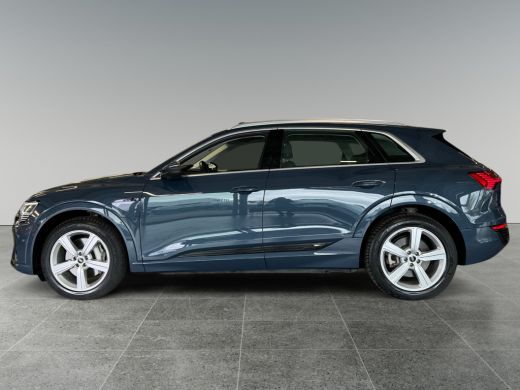 Audi Q8 e-tron 55 408pk quattro Advanced Edition Plus 115 kWh Parkeersensoren voor en achter | Lederen bekleding... ActivLease financial lease